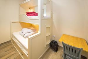 canolfan y fron hostel