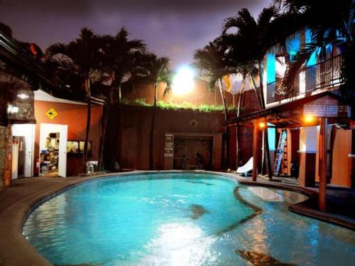 Walk About Hotel,,3 star