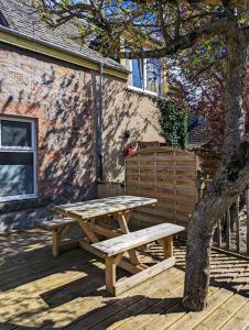 the coos guest house