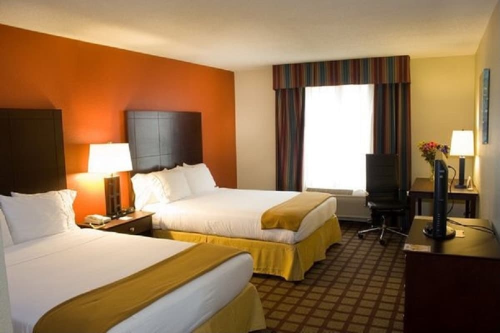 holiday inn express hotel and suites chicago algonquin by ihg