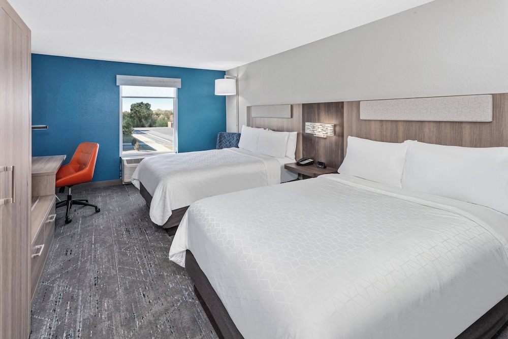 holiday inn express hotel and suites chicago algonquin by ihg