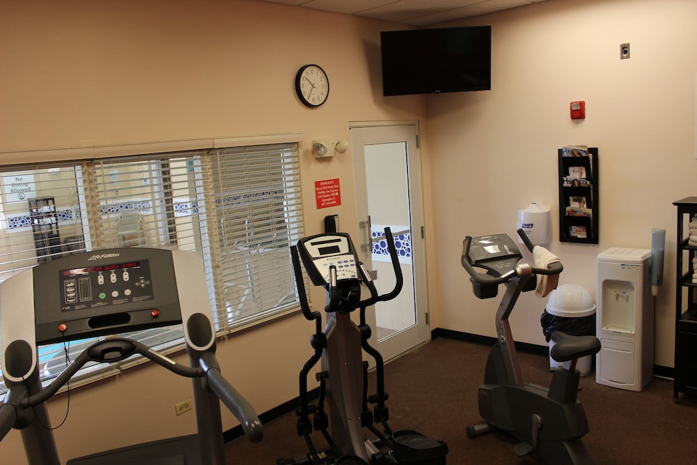 holiday inn express hotel and suites chicago algonquin by ihg