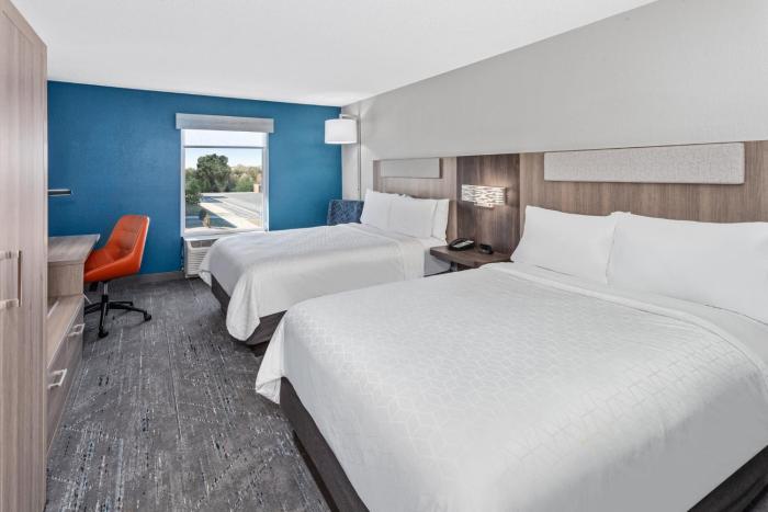 holiday inn express hotel and suites chicago algonquin by ihg