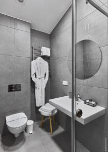 wine and pillow hotel by frapolli