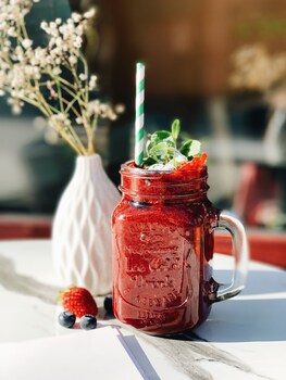 wine and pillow hotel by frapolli