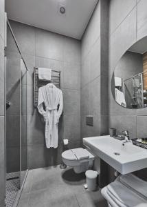 wine and pillow hotel by frapolli