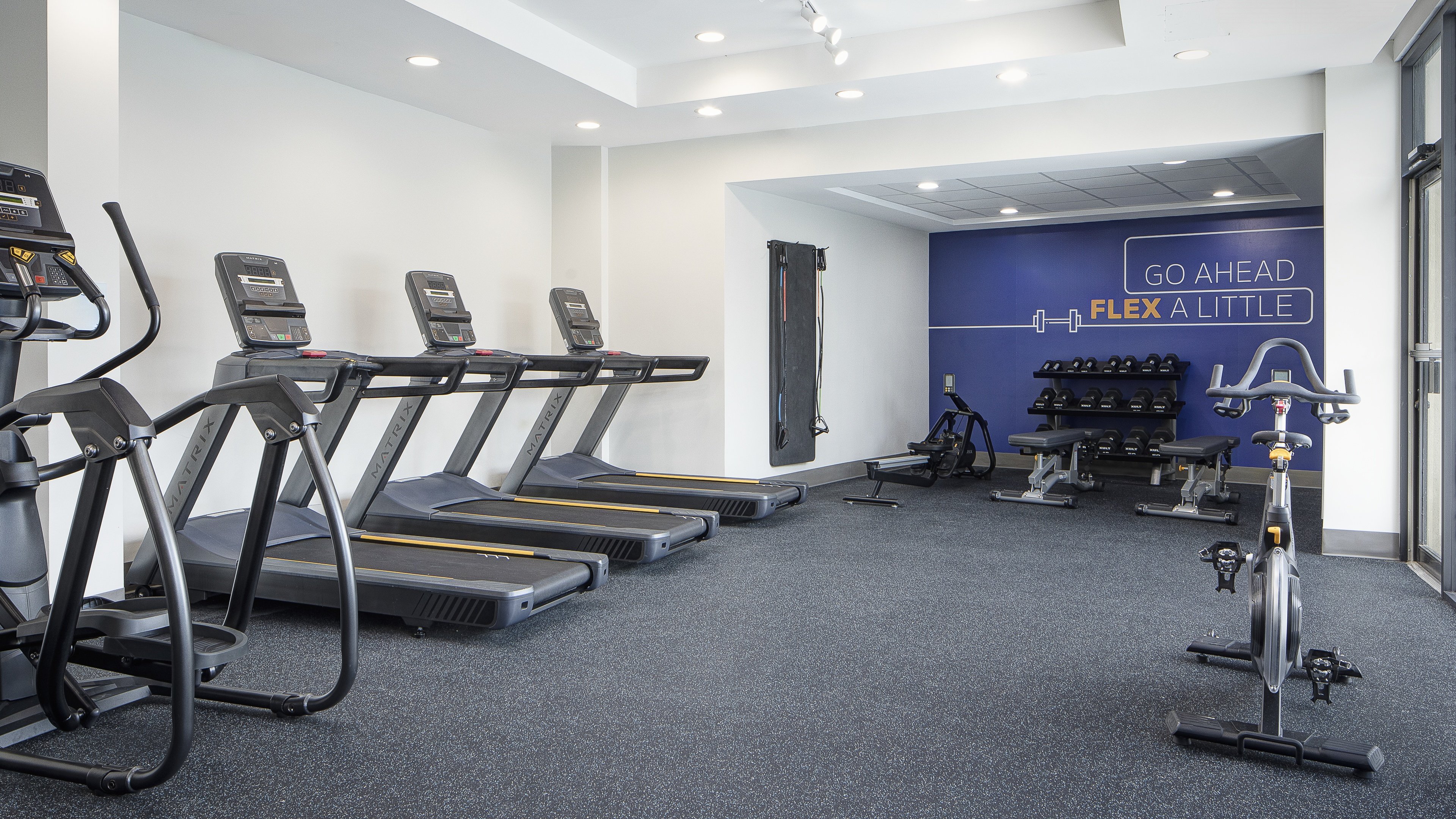holiday inn express dallas medical market center
