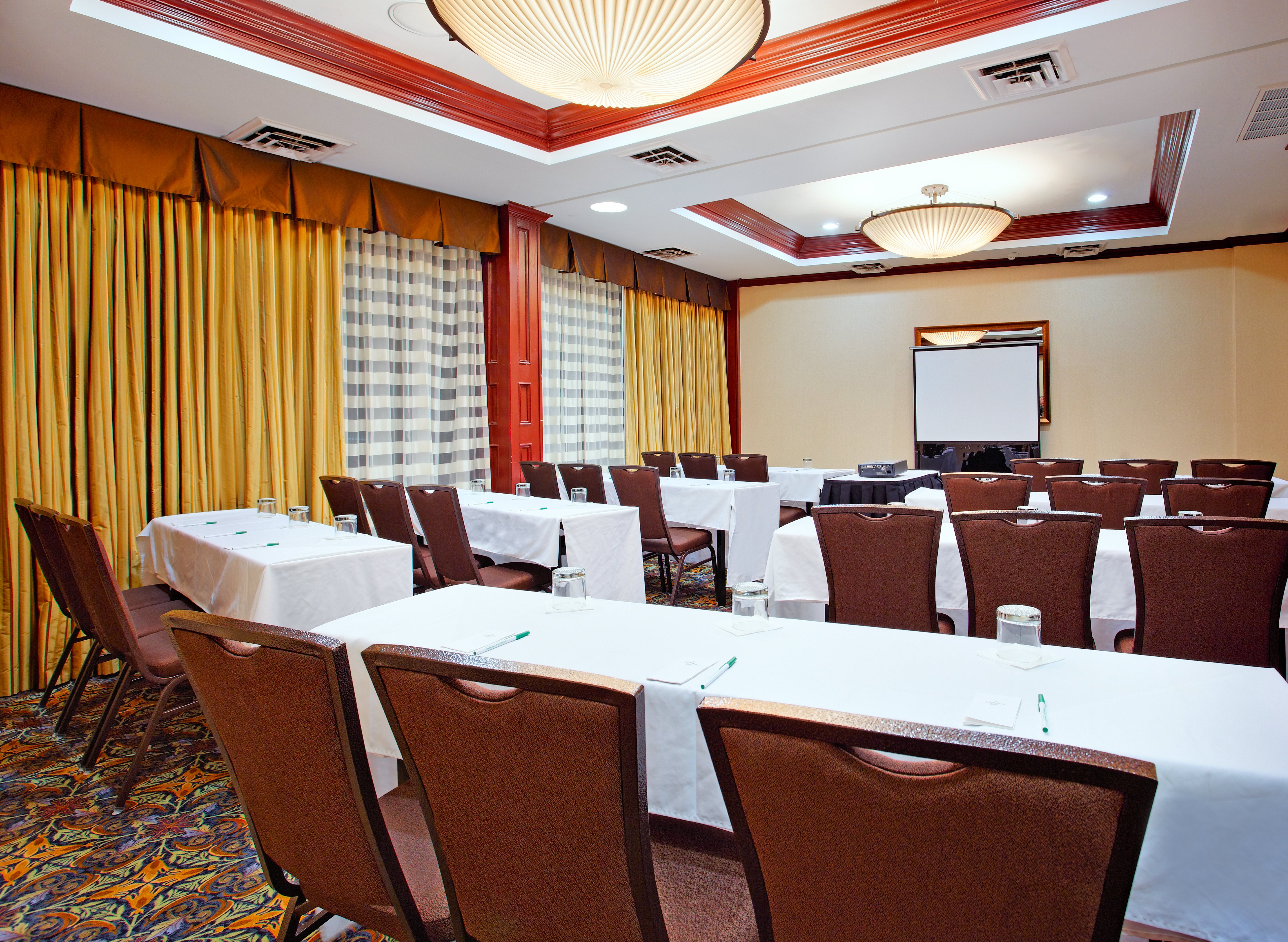 holiday inn express dallas medical market center