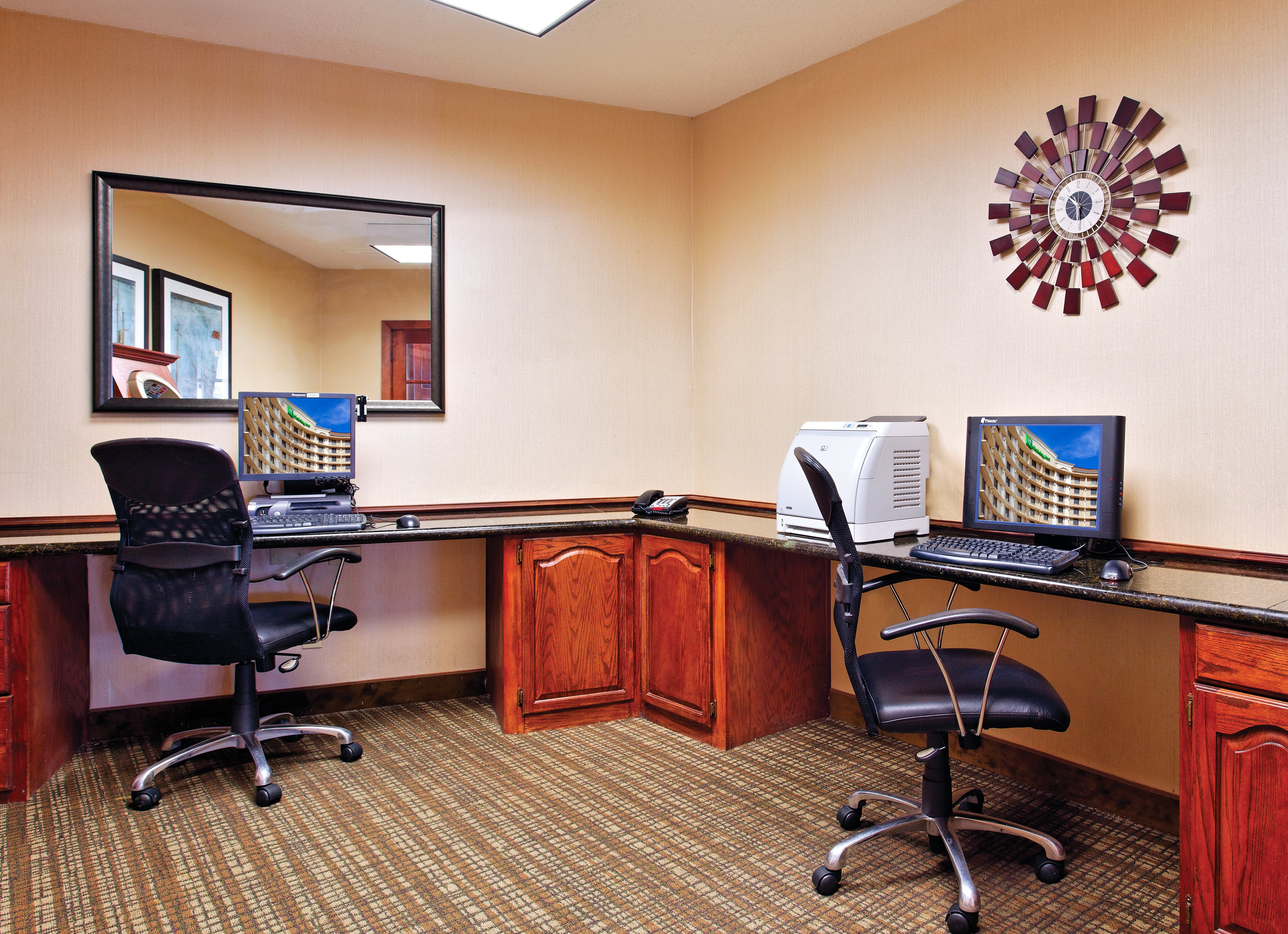 holiday inn express dallas medical market center