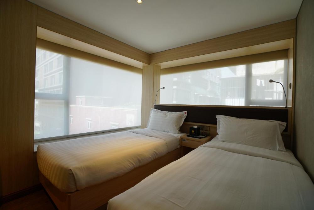 i fu hotel