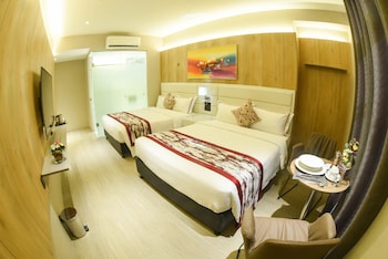 red hotel cubao quezon city