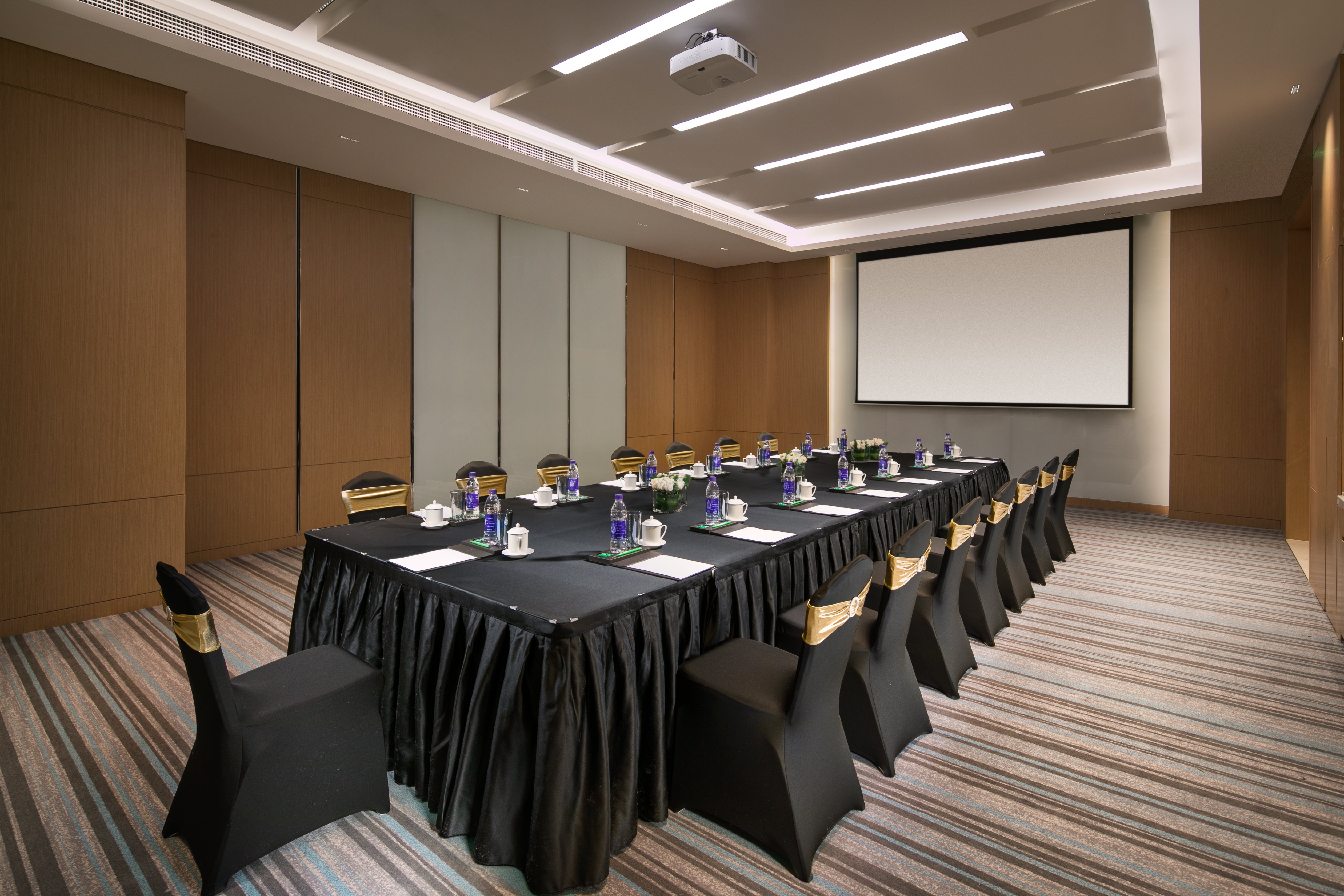 holiday inn tianjin xiqing an ihg hotel