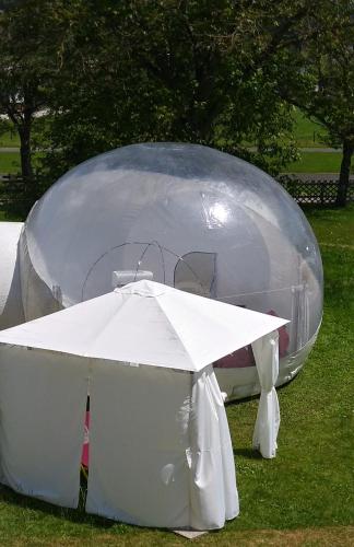 bubble tent hotel
