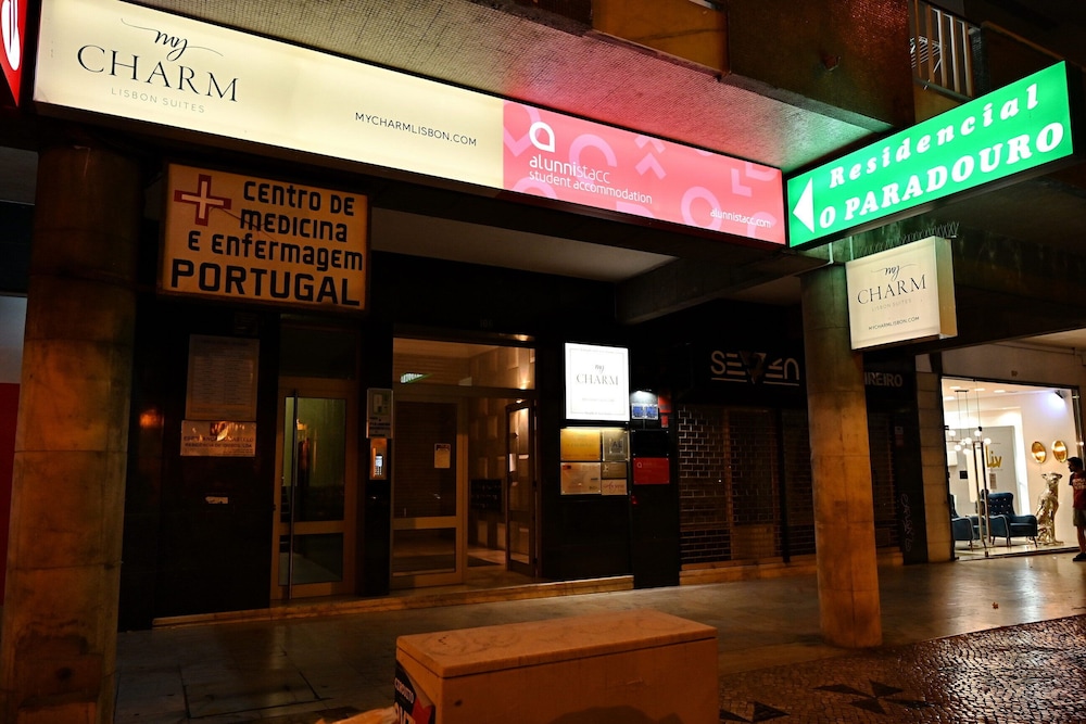 my charm lisbon suites