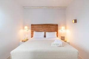 paros comfy suites