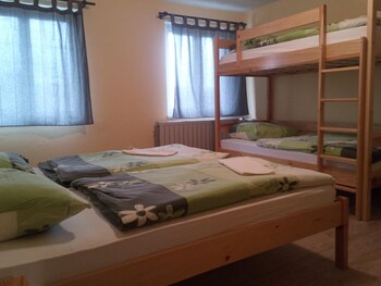 house budkovic hostel