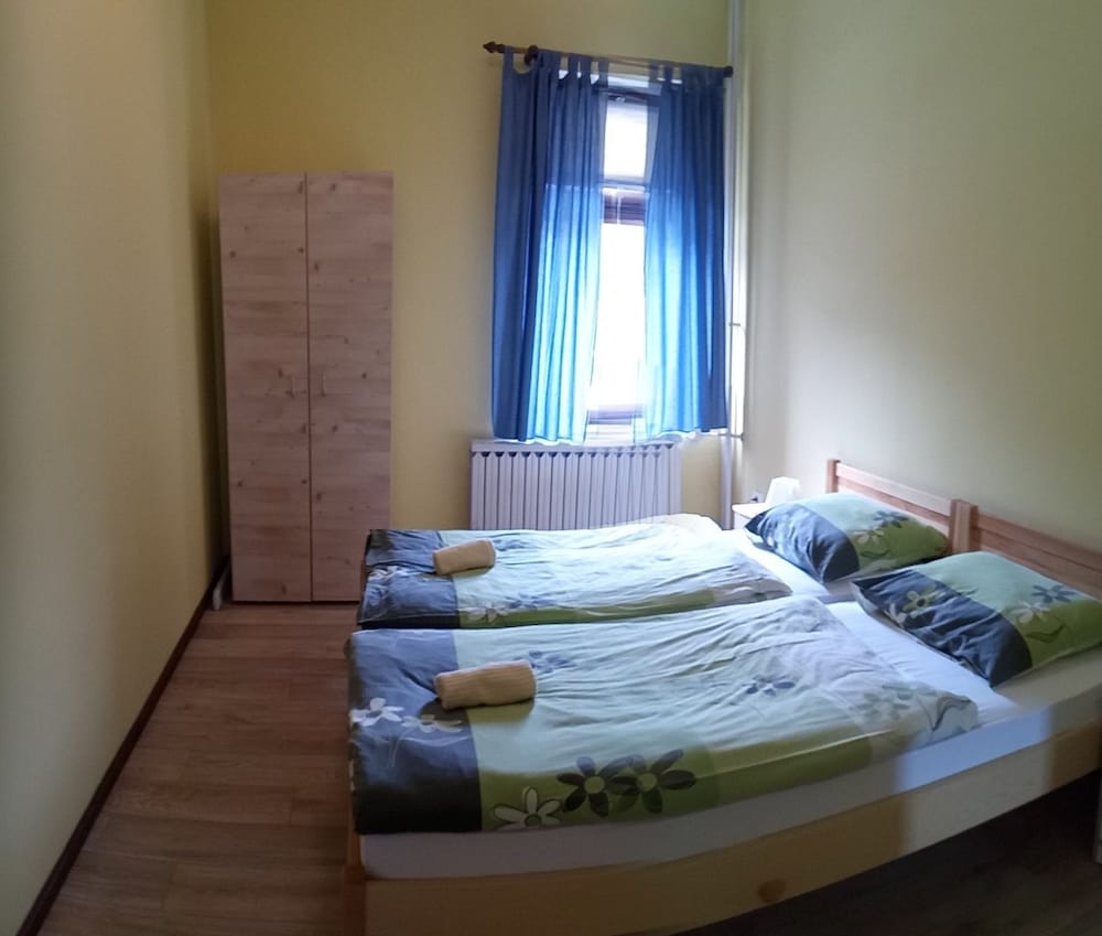 house budkovic hostel