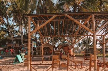 mad monkey hostel nacpan beach adults only