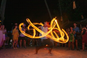 mad monkey hostel nacpan beach adults only