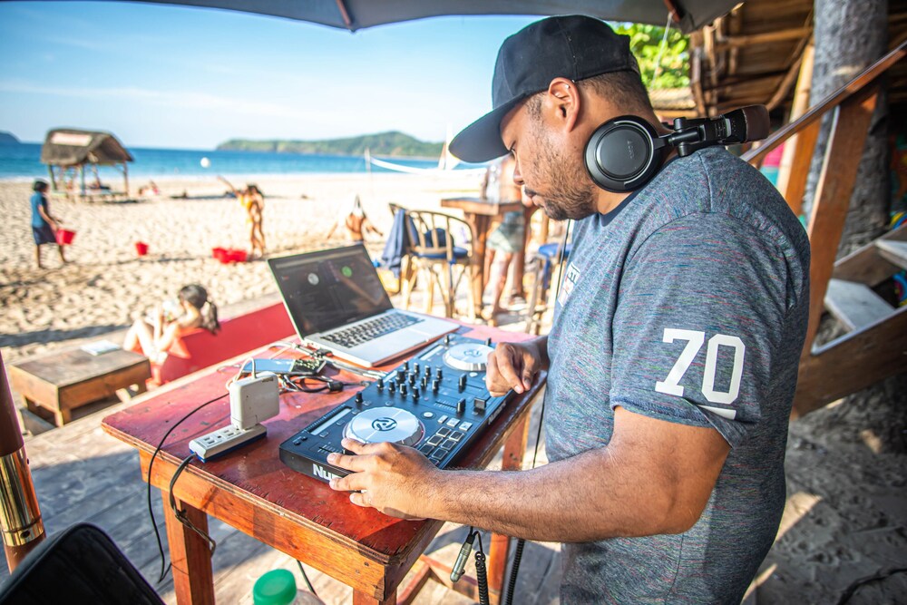 mad monkey hostel nacpan beach adults only