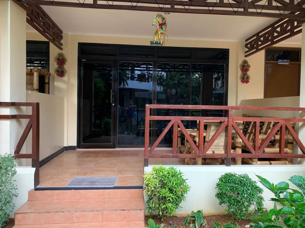 st vincent cottages dee and timmy side