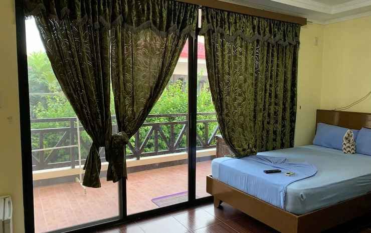 st vincent cottages dee and timmy side