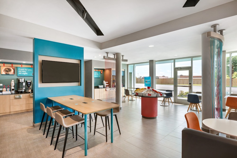 avid hotel tulsa south medical district