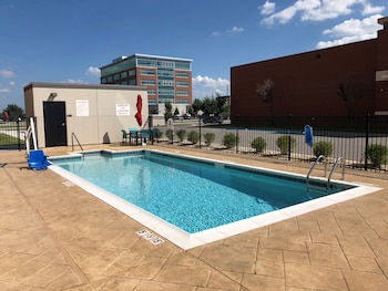 Avid Hotel Tulsa South - Medical District,Tulsa>>Okmulgee,2.5 star