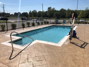 Avid Hotel Tulsa South - Medical District,Tulsa>>Okmulgee,2.5 star