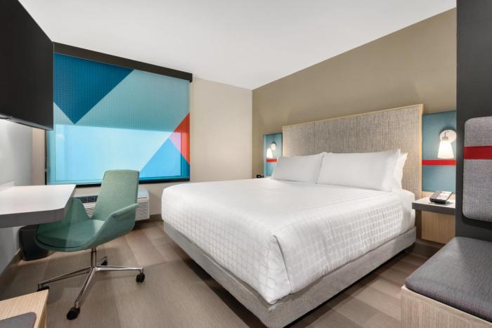 avid hotel tulsa south medical district