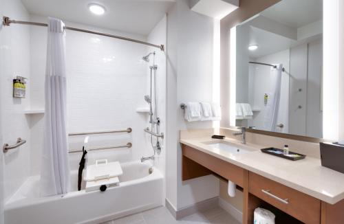 staybridge suites lehi traverse ridge center an ihg hotel