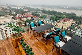 midtown hotel hue