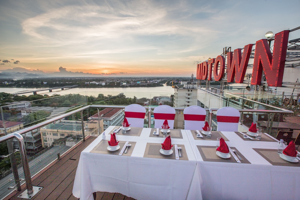 midtown hotel hue