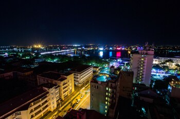 midtown hotel hue