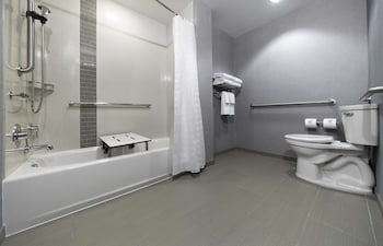 hyatt place sandestin at grand boulevard