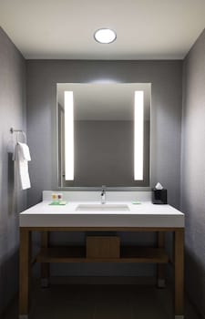 hyatt place sandestin at grand boulevard