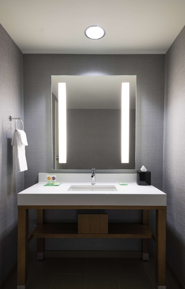 hyatt place sandestin at grand boulevard