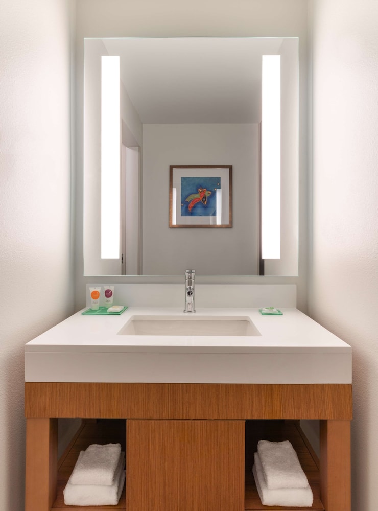 hyatt place sandestin at grand boulevard