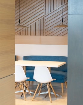 hyatt place sandestin at grand boulevard