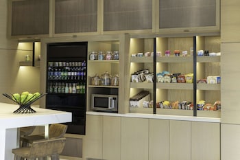 hyatt place sandestin at grand boulevard