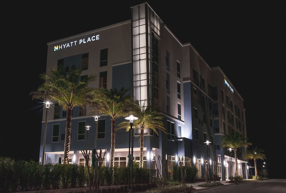 hyatt place sandestin at grand boulevard