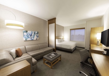 hyatt place sandestin at grand boulevard