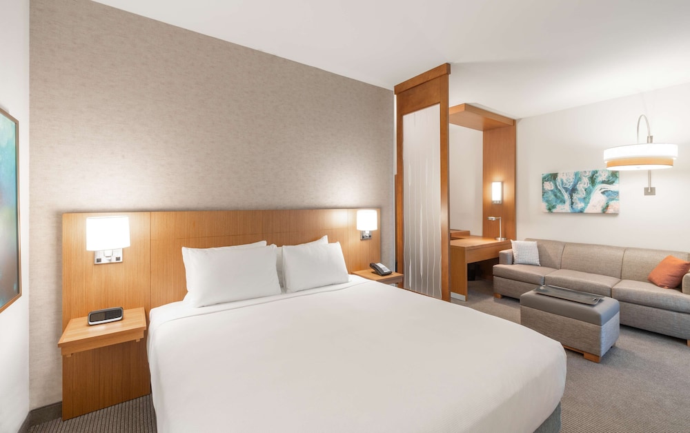 hyatt place sandestin at grand boulevard