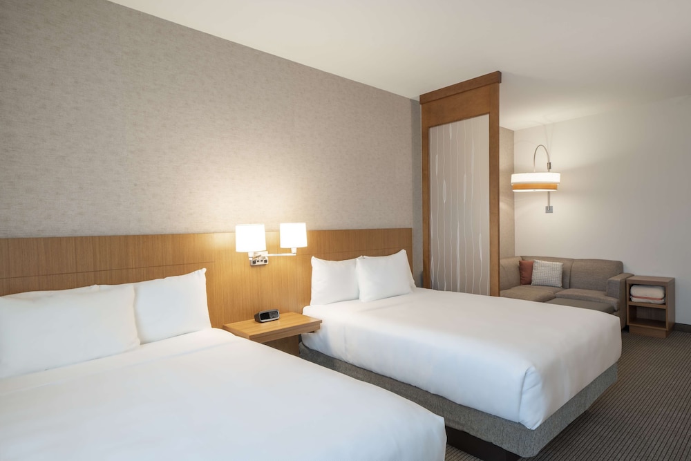 hyatt place sandestin at grand boulevard