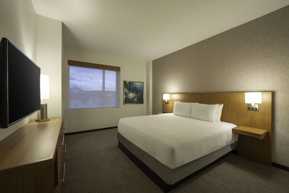 hyatt place sandestin at grand boulevard