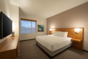 hyatt place sandestin at grand boulevard