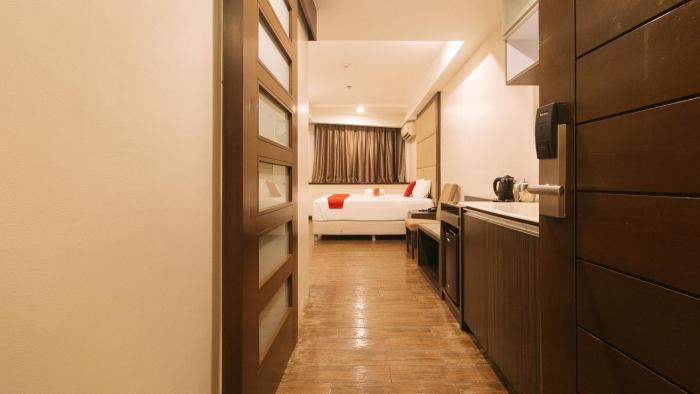 reddoorz premium west avenue quezon city