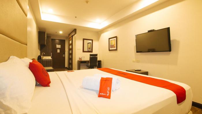 reddoorz premium west avenue quezon city