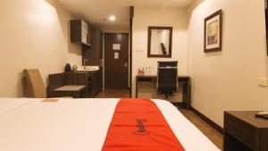 reddoorz premium west avenue quezon city