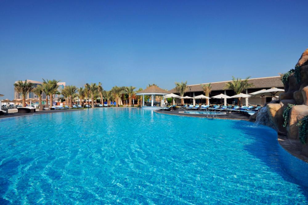 intercontinental abu dhabi by ihg